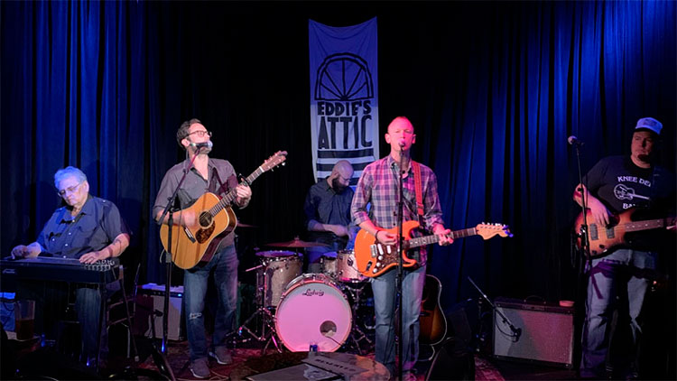 Mike Killeen performing at Eddie’s Attic